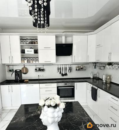 коттедж, 200 м&sup2;, 7 соток
