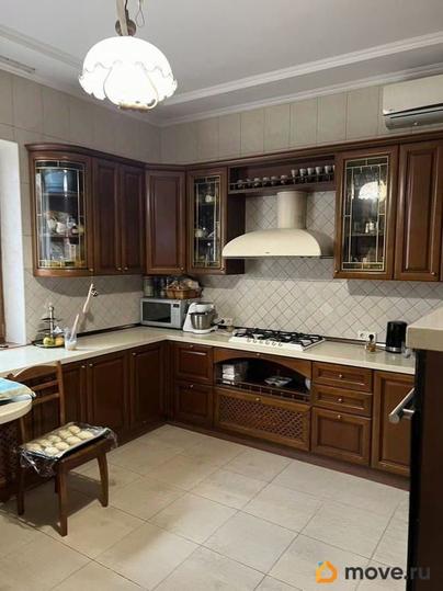 дом, 547 м&sup2;, 6.3 сотки