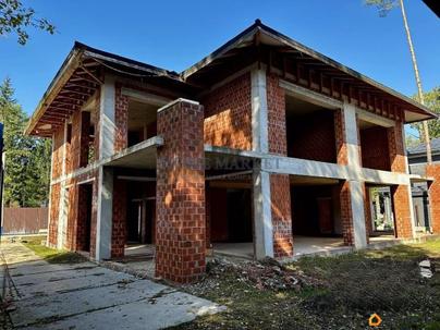 дом, 412 м&sup2;, 12 соток