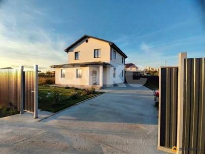 дом, 175 м&sup2;, 7 соток