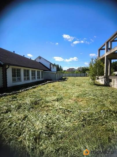 дом, 1018 м&sup2;, 20 соток