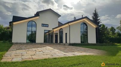 дом, 690 м&sup2;, 20 соток