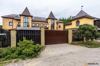 дом, 290 м&sup2;, 6 соток