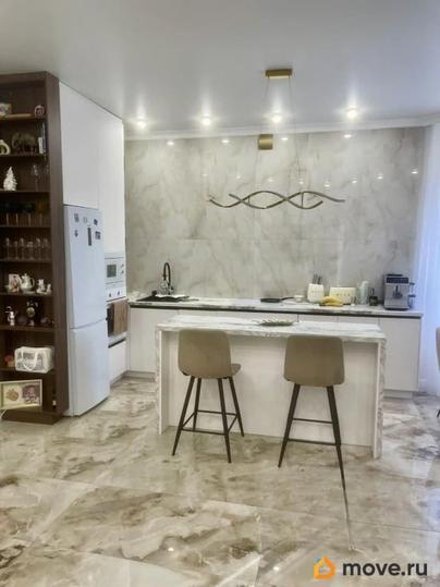 2-комн. квартира, 75.8 м&sup2;