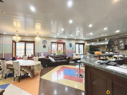 дом, 724.5 м&sup2;, 6.1 сотки