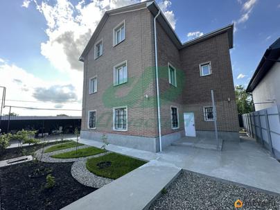 дом, 290 м&sup2;, 6 соток